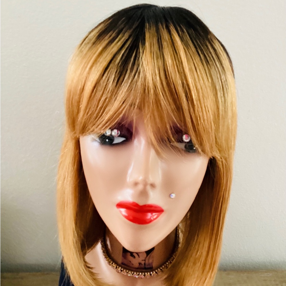 Wig Human Hair Wig for Women 14inch
This Wig is Suitable for Normal Wear